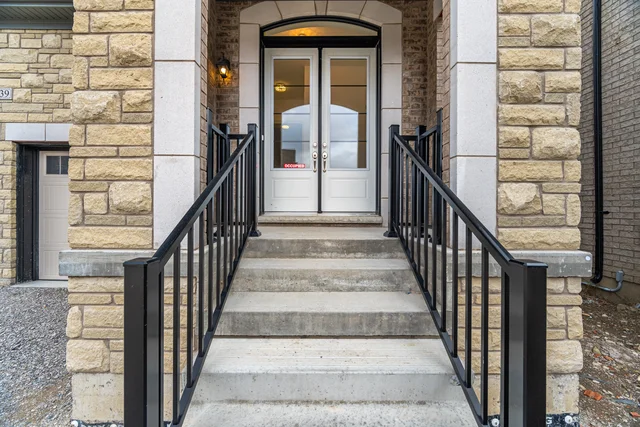339 Mactier Drive, Kleinburg - photo 3