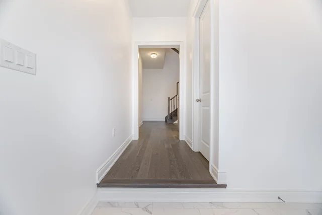 339 Mactier Drive, Kleinburg - photo 5