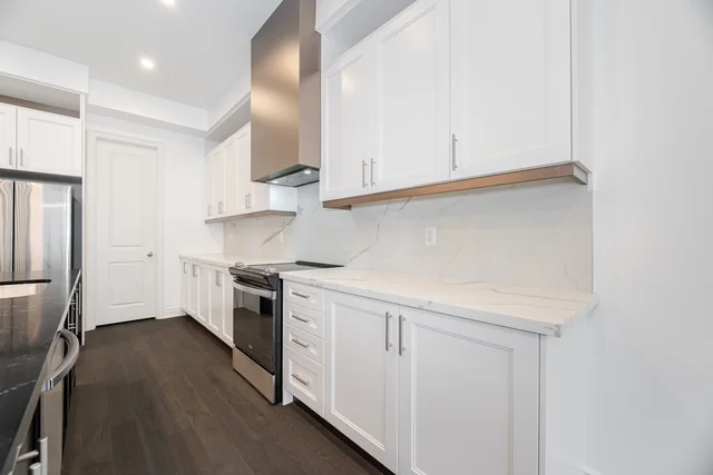 339 Mactier Drive, Kleinburg - photo 10