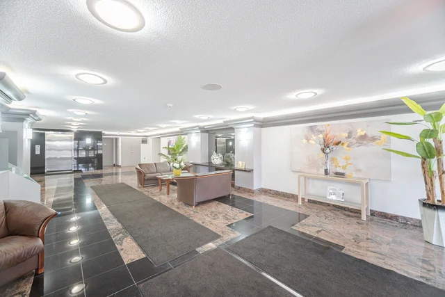#305-100 Arbors Lane, Woodbridge - photo 5
