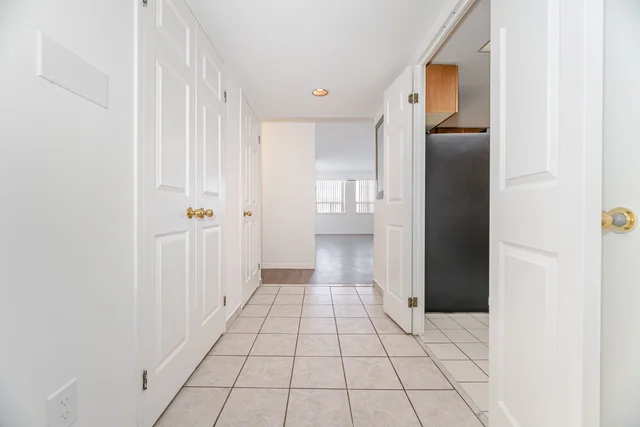 #305-100 Arbors Lane, Woodbridge - photo 8
