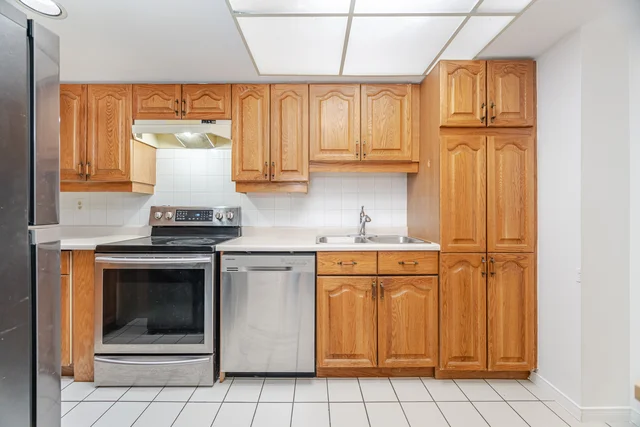 #305-100 Arbors Lane, Woodbridge - photo 9