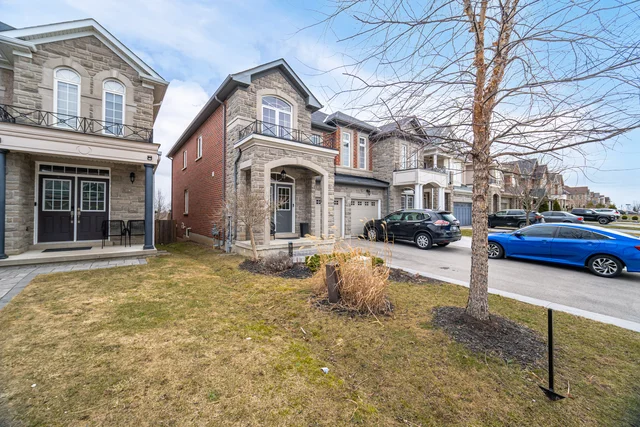 134 Hazelton Avenue, Hamilton - photo 3