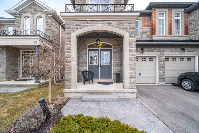134 Hazelton Avenue, Hamilton - photo 4