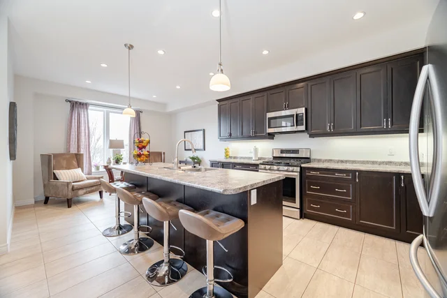 134 Hazelton Avenue, Hamilton - photo 17