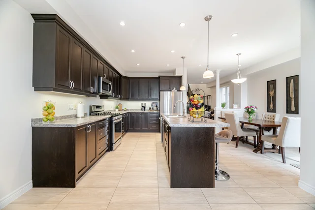 134 Hazelton Avenue, Hamilton - photo 22
