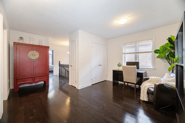 134 Hazelton Avenue, Hamilton - photo 25