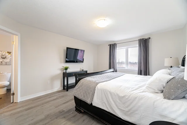 134 Hazelton Avenue, Hamilton - photo 30