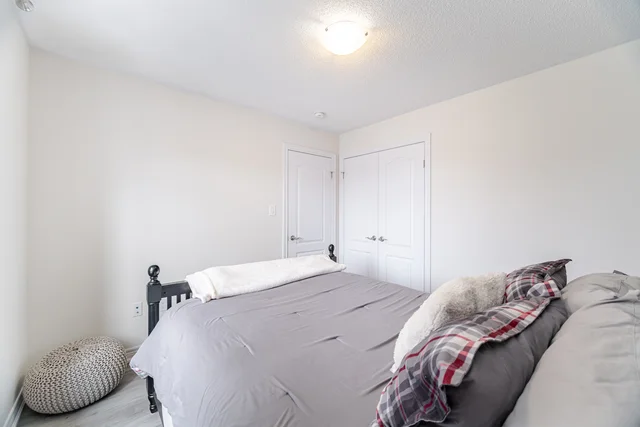 134 Hazelton Avenue, Hamilton - photo 34