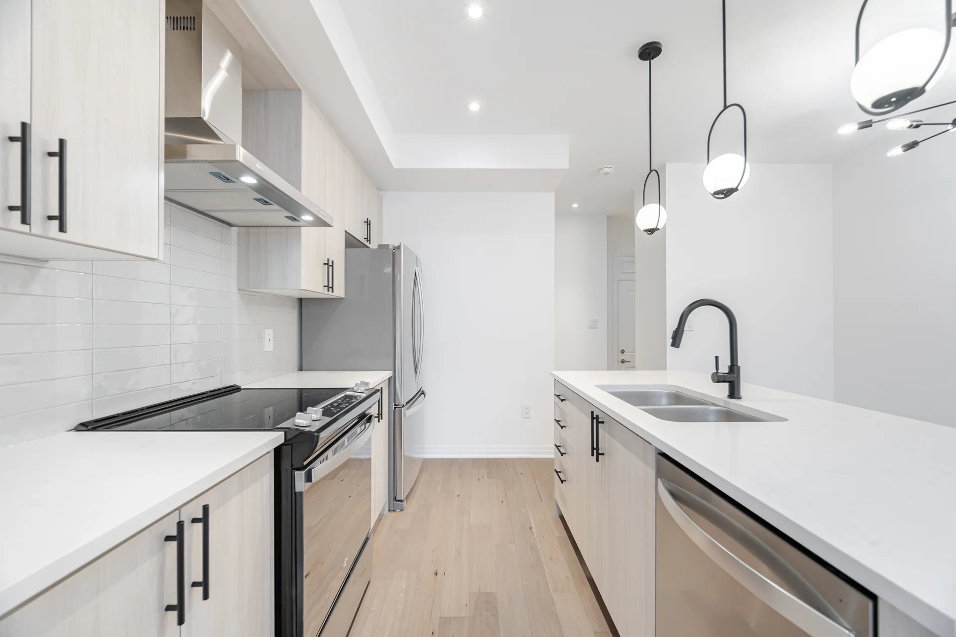 3242 Sixth Line, Oakville - photo 15