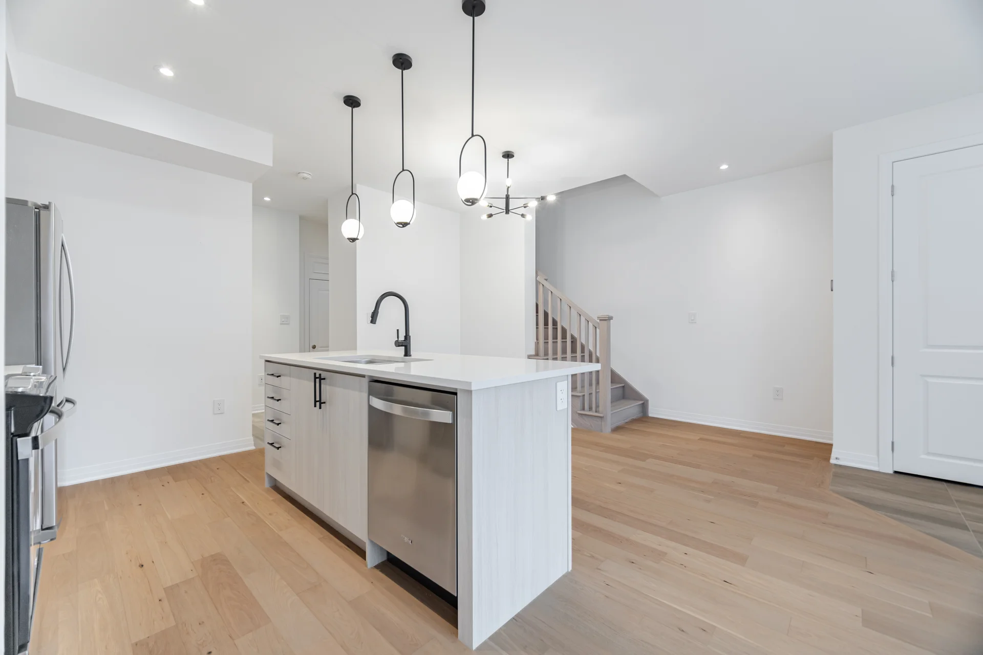 3242 Sixth Line, Oakville - photo 17