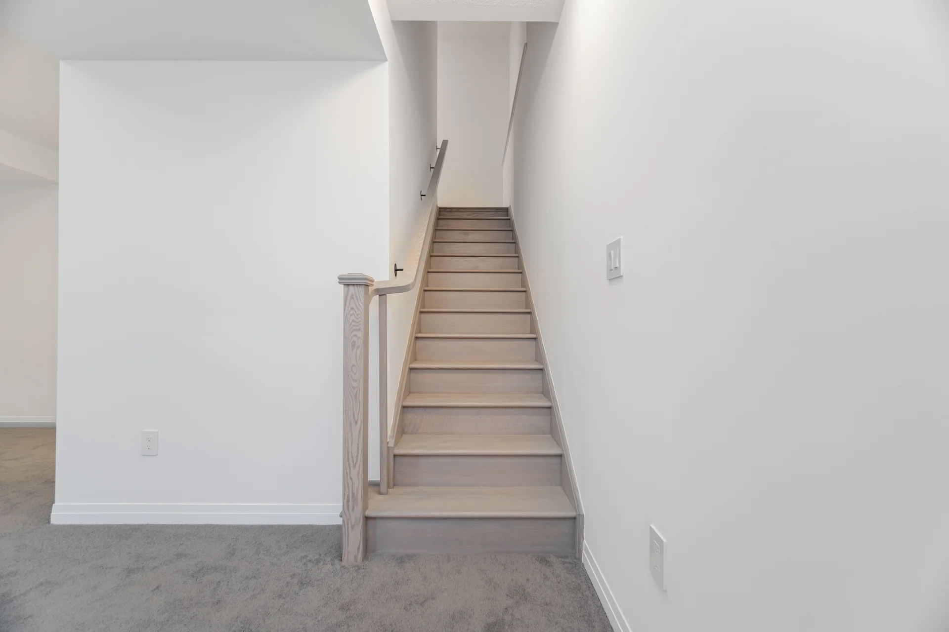 3242 Sixth Line, Oakville - photo 38