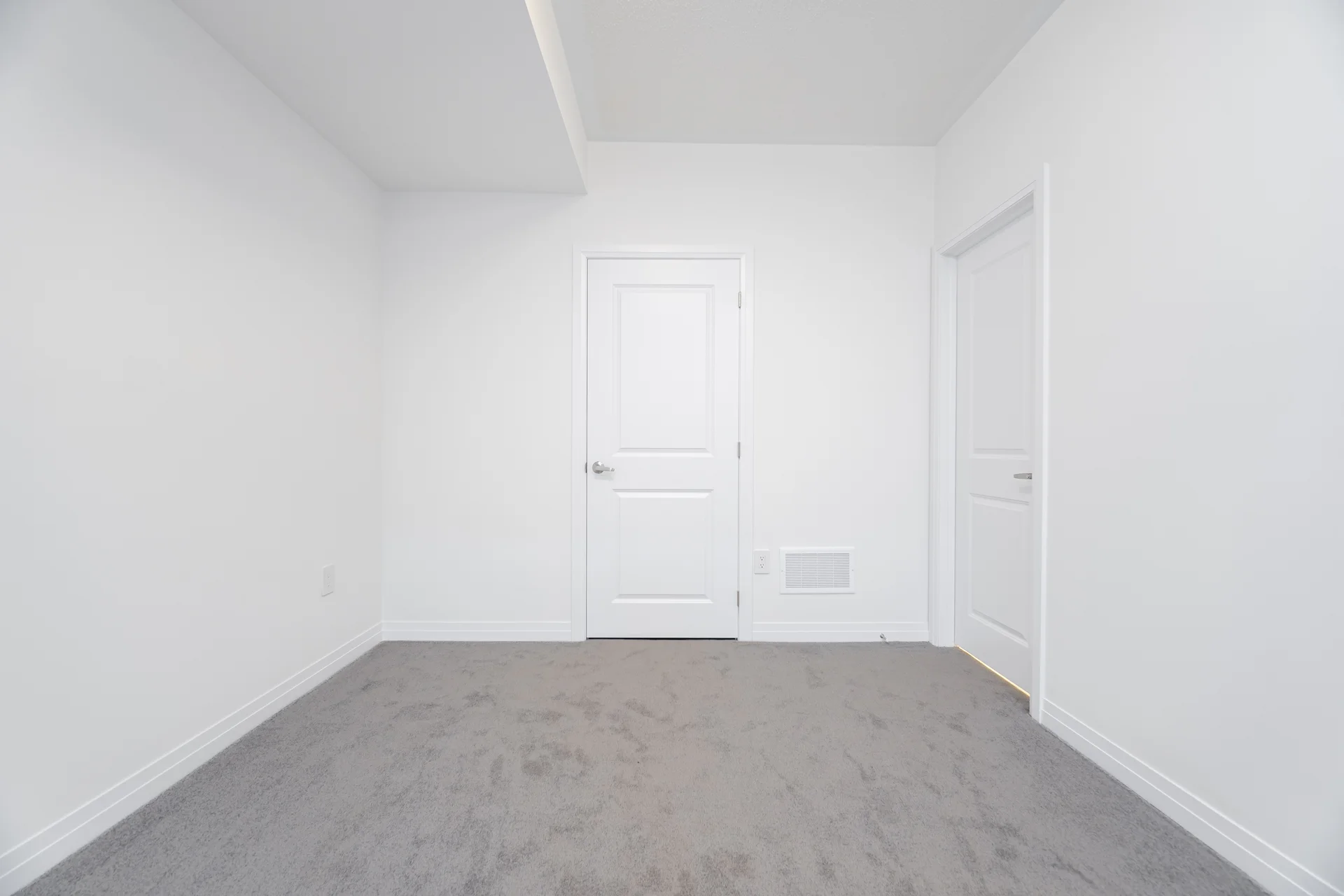 3242 Sixth Line, Oakville - photo 43