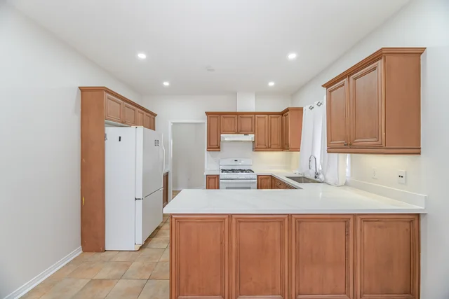 1175 Meadowgrove Court, Mississauga - photo 12