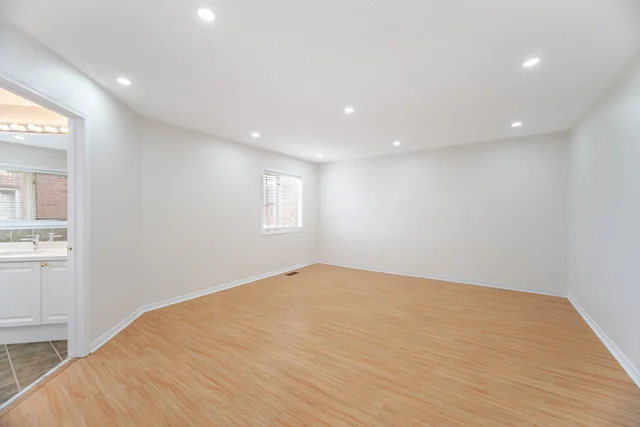 1175 Meadowgrove Court, Mississauga - photo 23