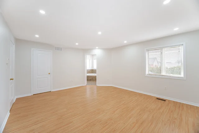 1175 Meadowgrove Court, Mississauga - photo 25