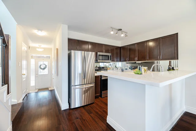 12 Waldron Court, Ajax - photo 16