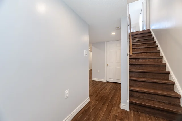 12 Waldron Court, Ajax - photo 43