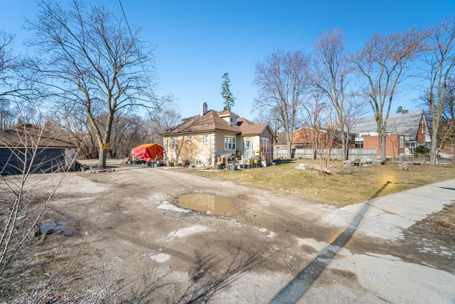 255 Albion Road, Etobicoke - photo 13