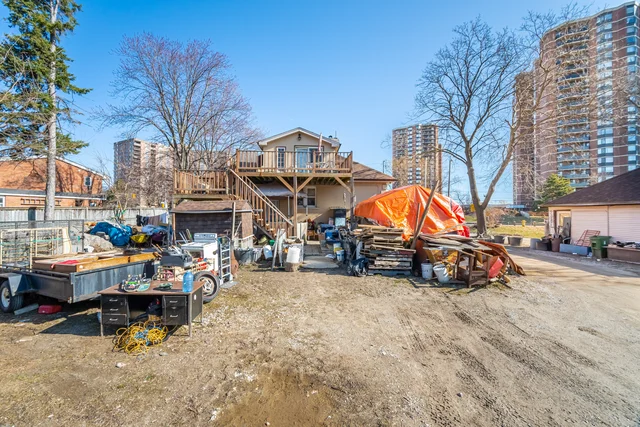 255 Albion Road, Etobicoke - photo 19