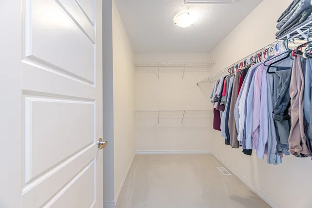 55 Sipes Drive, Hamilton - photo 32