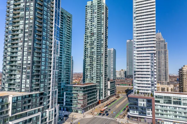 #4209-4070 Confederation Parkway, Mississauga - photo 4