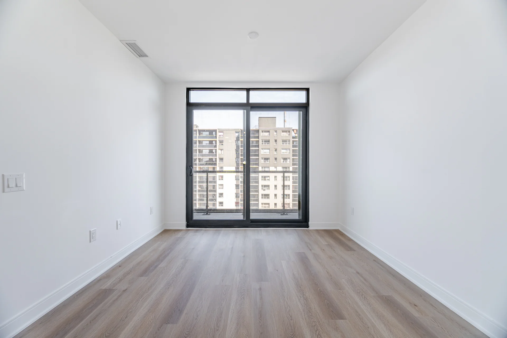 #712-86 Dundas Street West, Mississauga - photo 14