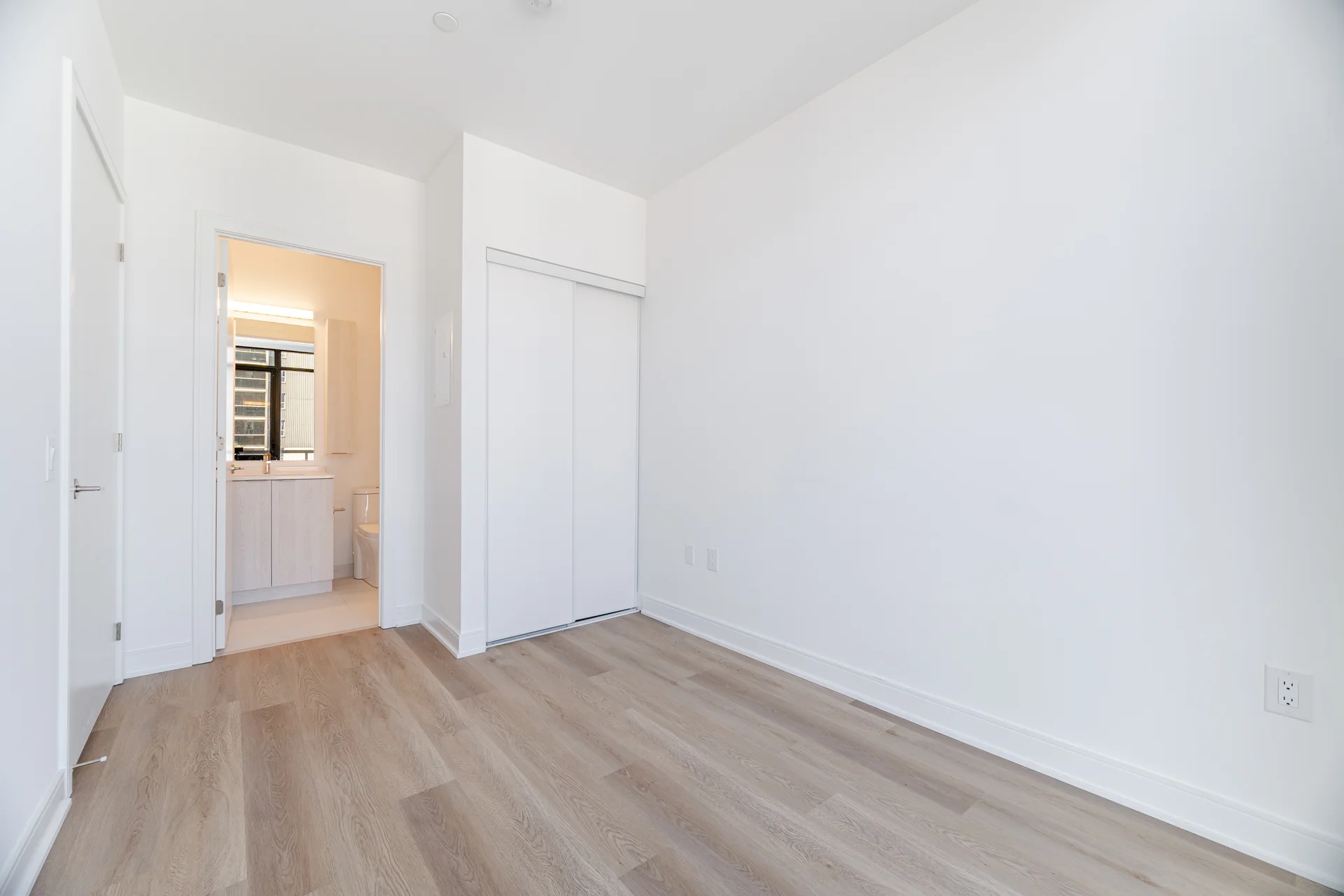#712-86 Dundas Street West, Mississauga - photo 20