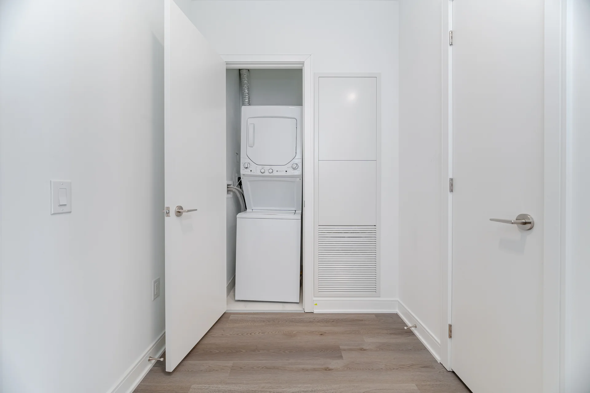 #712-86 Dundas Street West, Mississauga - photo 25