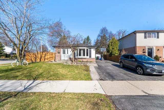 8 Reigate Avenue, Brampton - photo 8