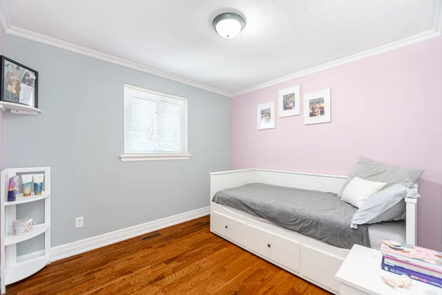 8 Reigate Avenue, Brampton - photo 45