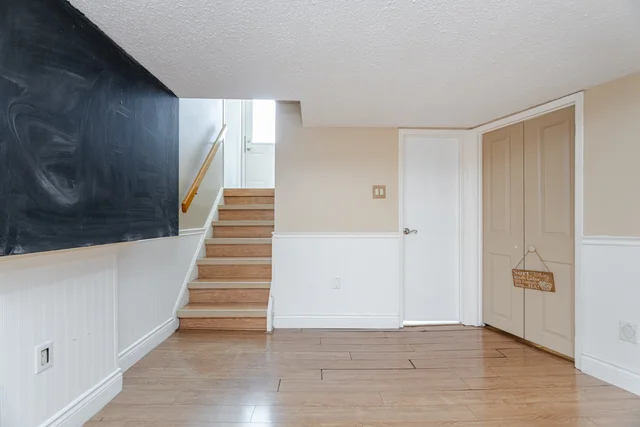 8 Reigate Avenue, Brampton - photo 49
