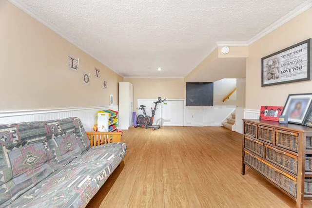 8 Reigate Avenue, Brampton - photo 54