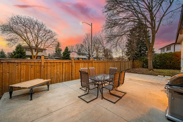 8 Reigate Avenue, Brampton - photo 72