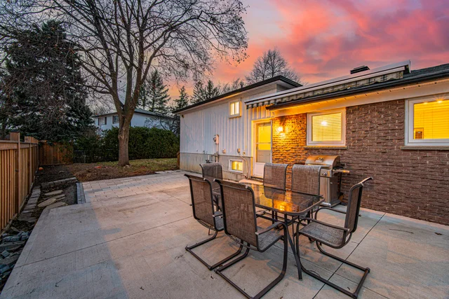 8 Reigate Avenue, Brampton - photo 73