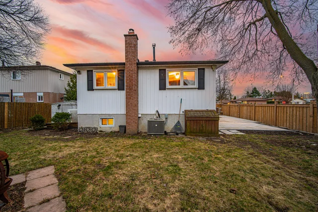 8 Reigate Avenue, Brampton - photo 75
