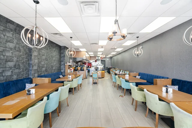 1125 Dundas Street East, Mississauga - photo 6