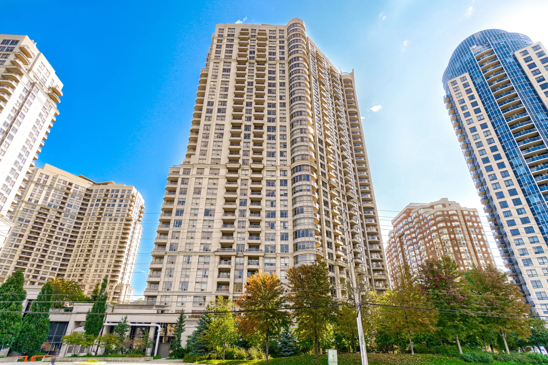#2310-310 Burnhamthorpe Road West, Mississauga - photo 2