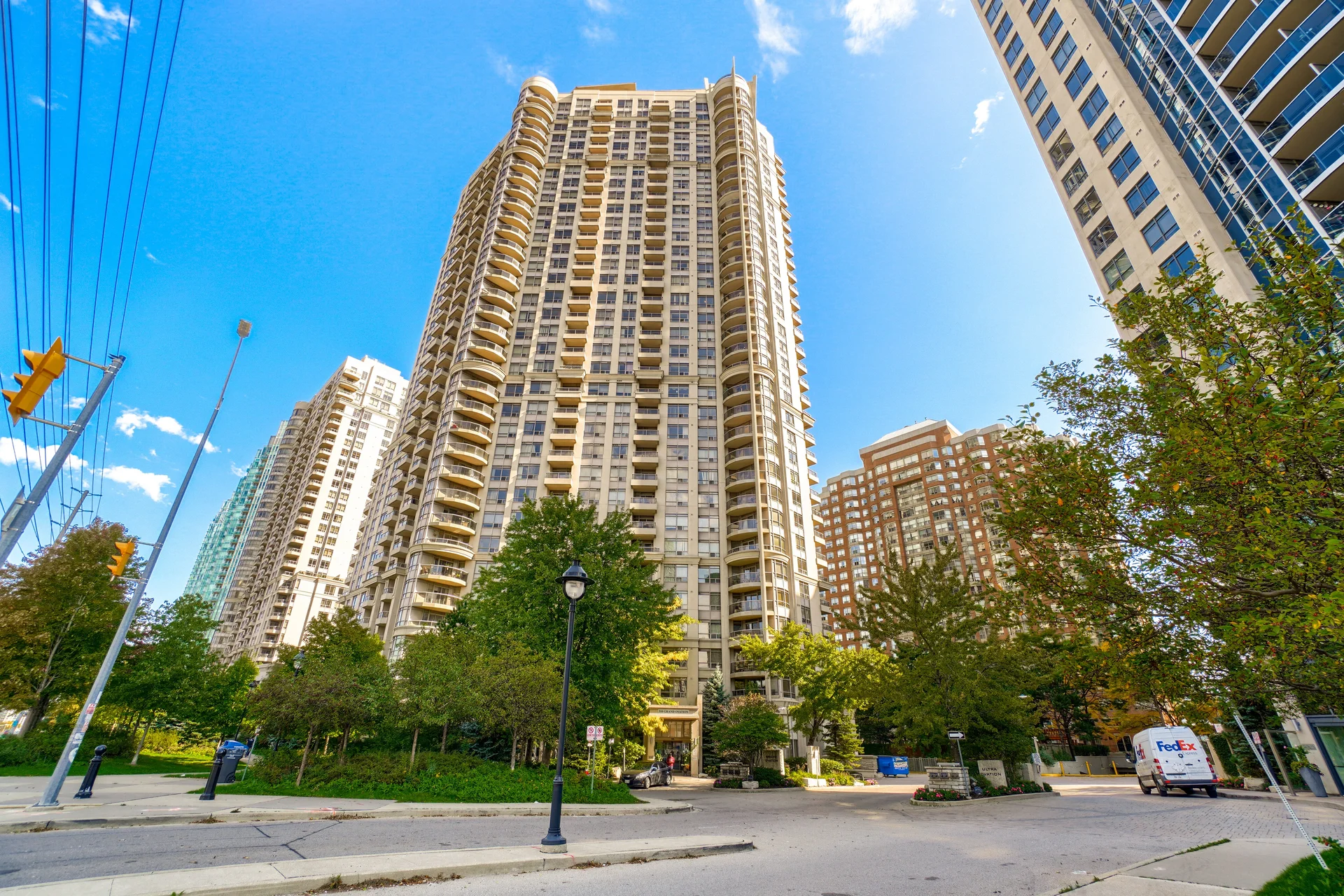 #2310-310 Burnhamthorpe Road West, Mississauga - photo 3