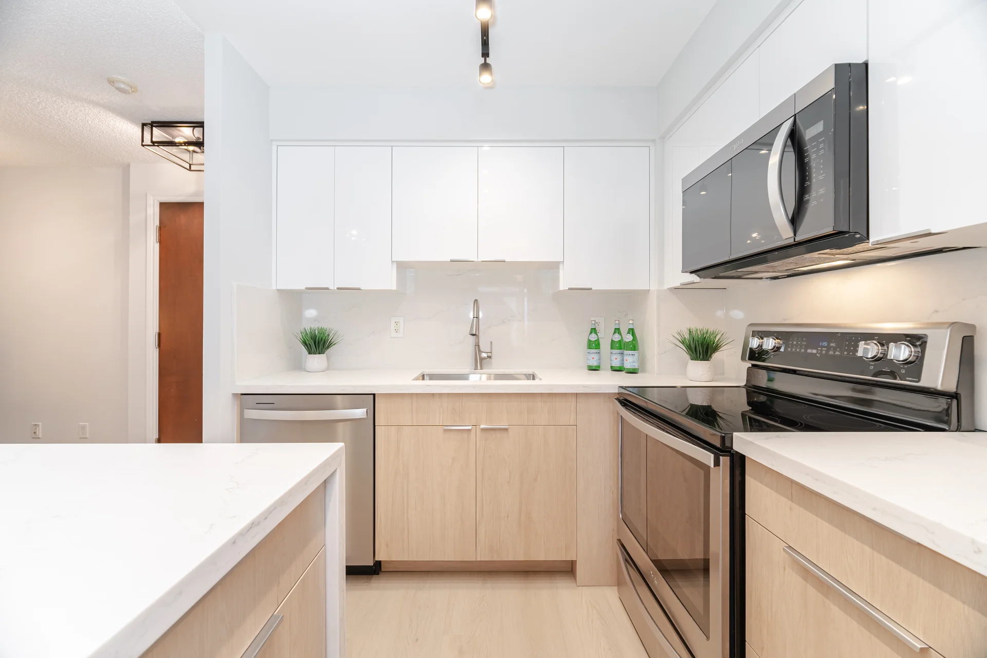 #2310-310 Burnhamthorpe Road West, Mississauga - photo 17
