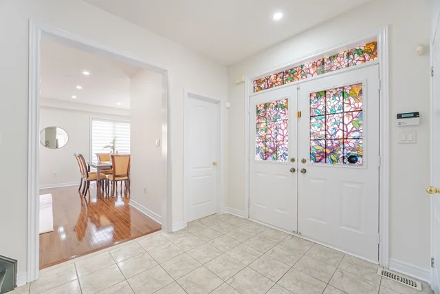 #97-8 Townwood Drive, Richmond Hill - photo 4