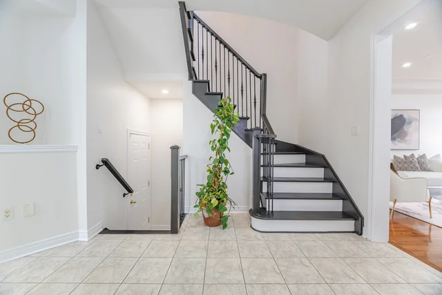 #97-8 Townwood Drive, Richmond Hill - photo 19