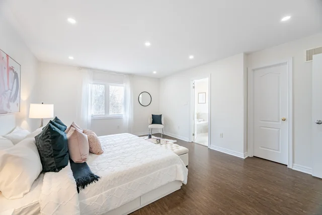 #97-8 Townwood Drive, Richmond Hill - photo 26