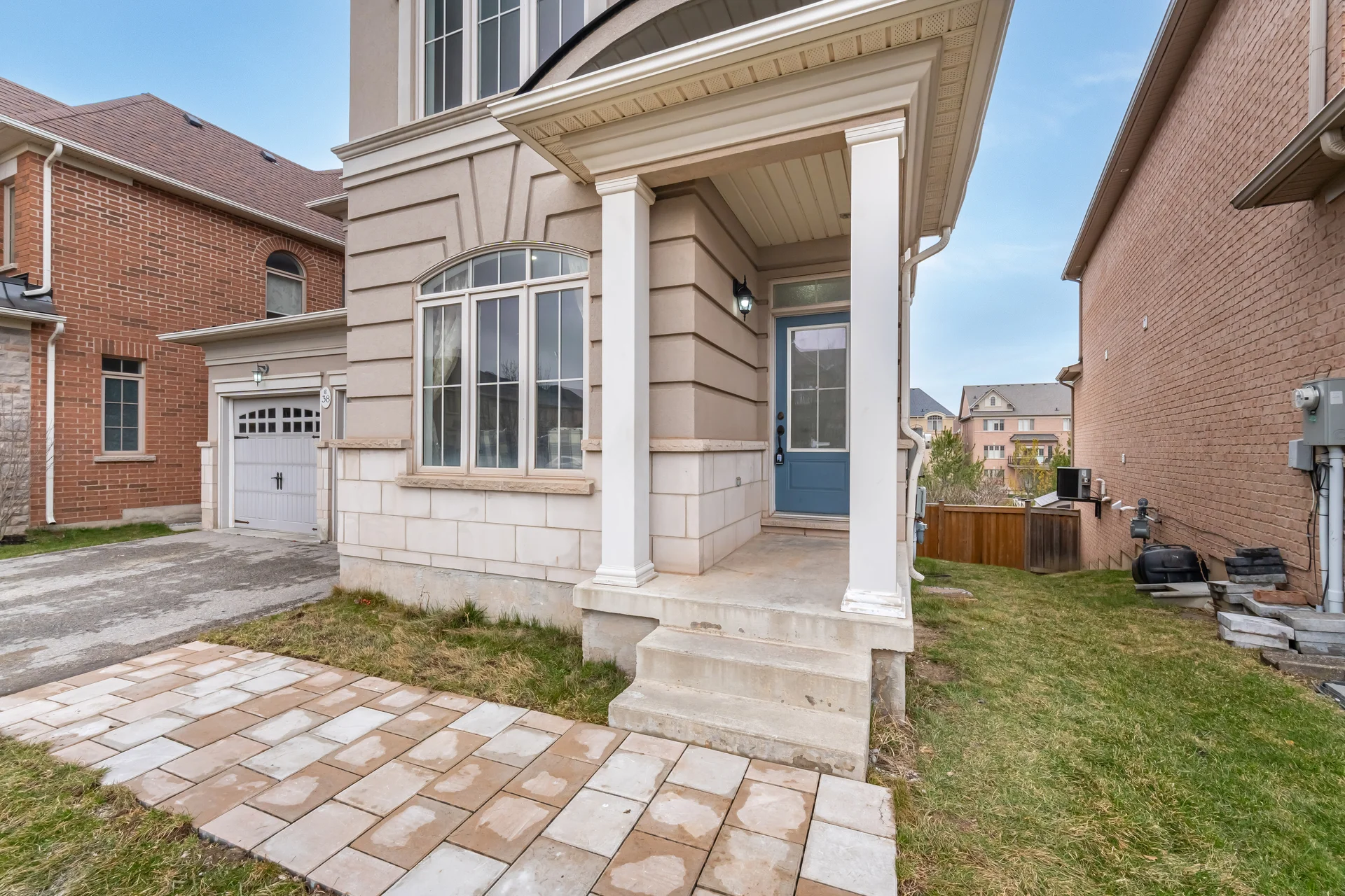 38 Junetown Circle, Brampton - photo 4