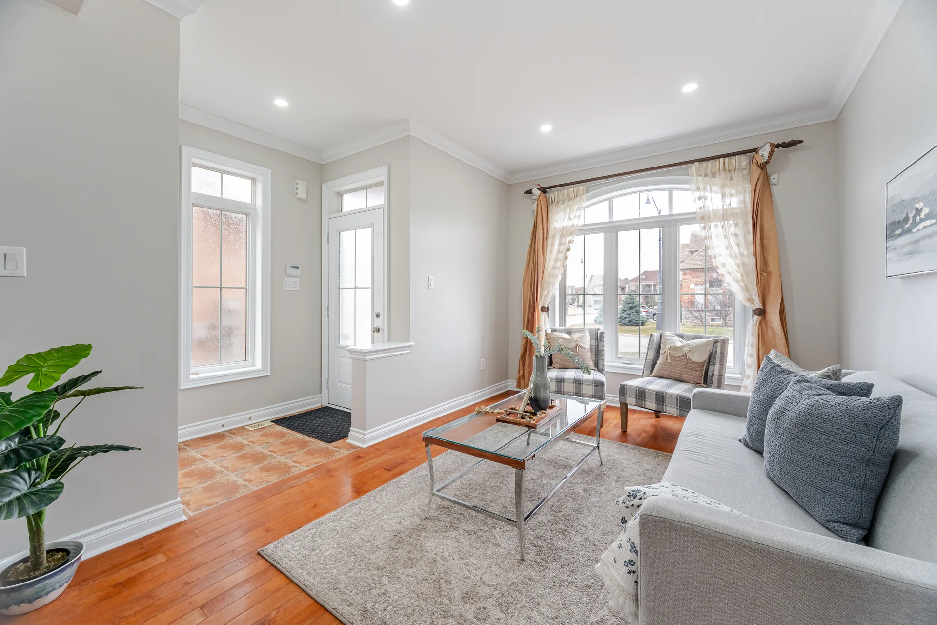 38 Junetown Circle, Brampton - photo 6