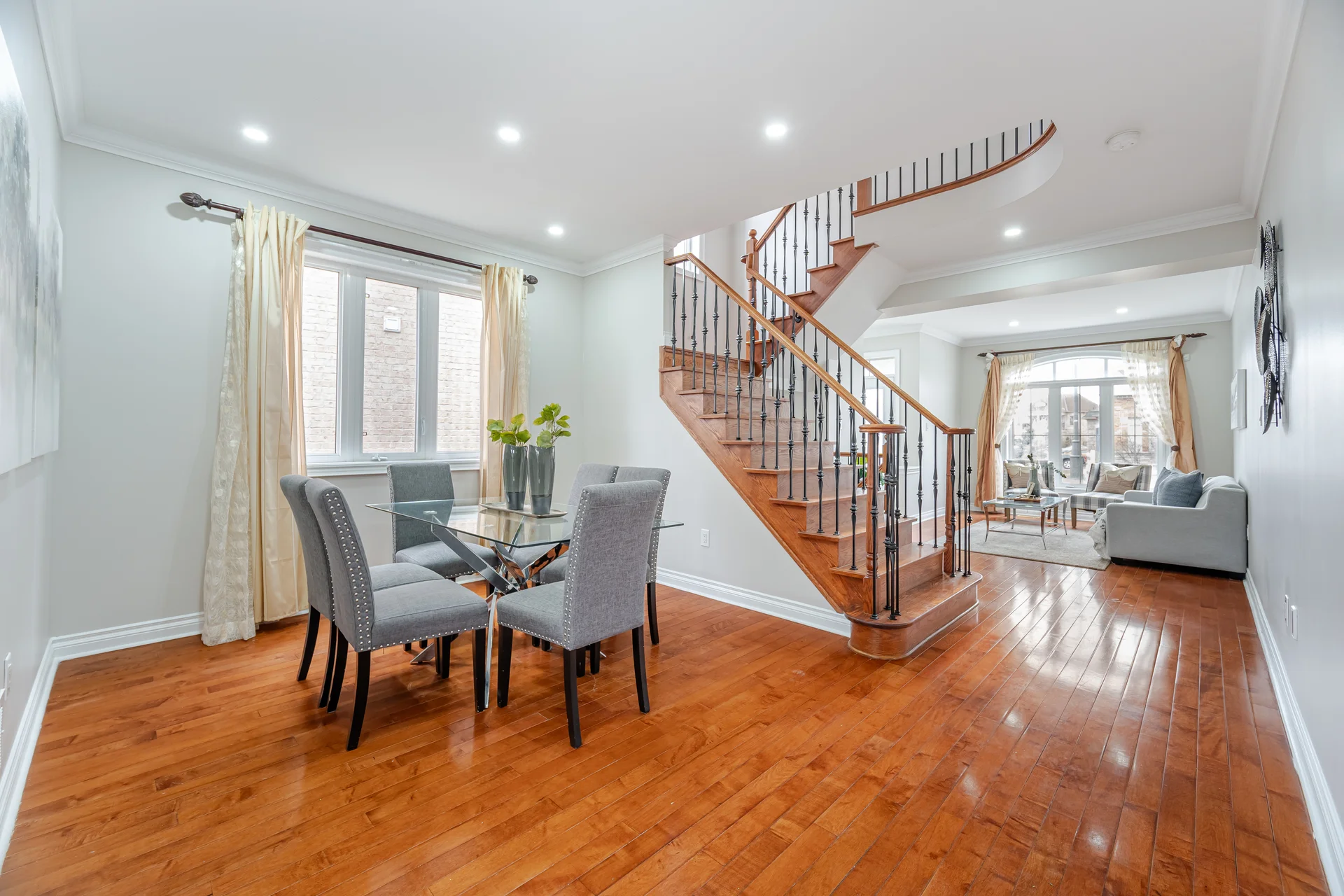 38 Junetown Circle, Brampton - photo 9