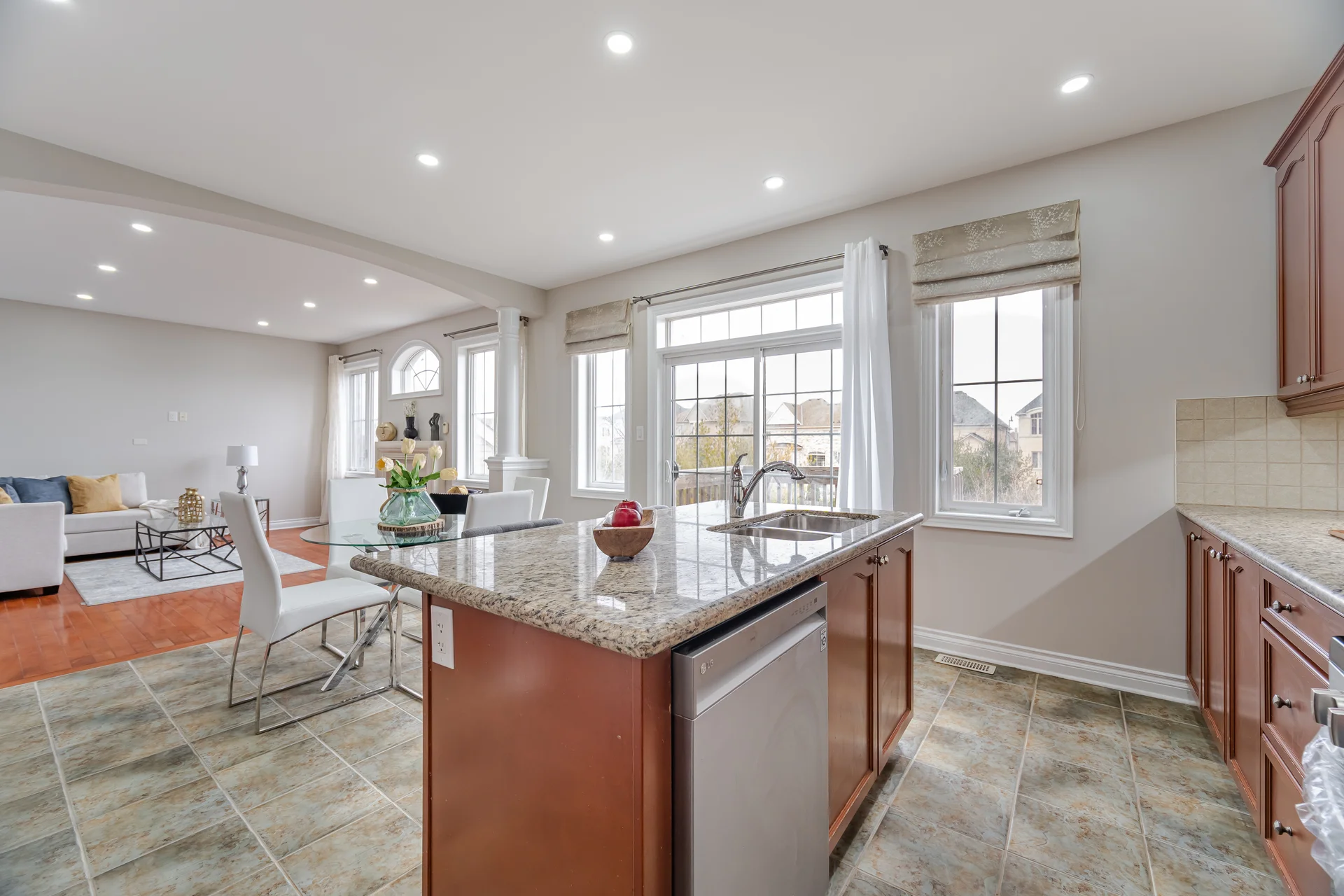 38 Junetown Circle, Brampton - photo 15