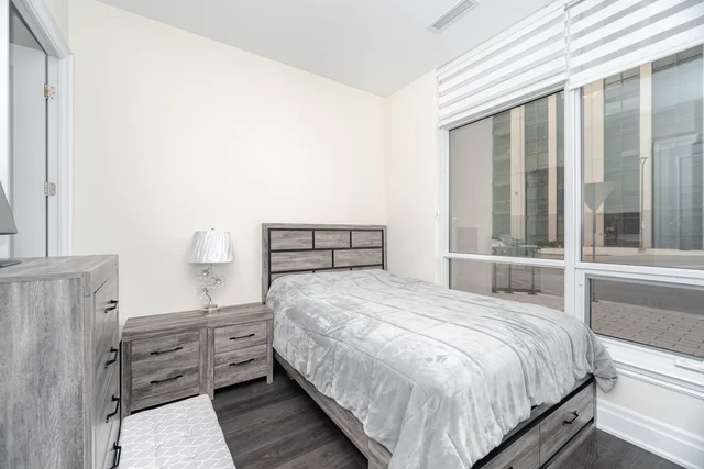 #121-9075 Jane Street, Vaughan - photo 16