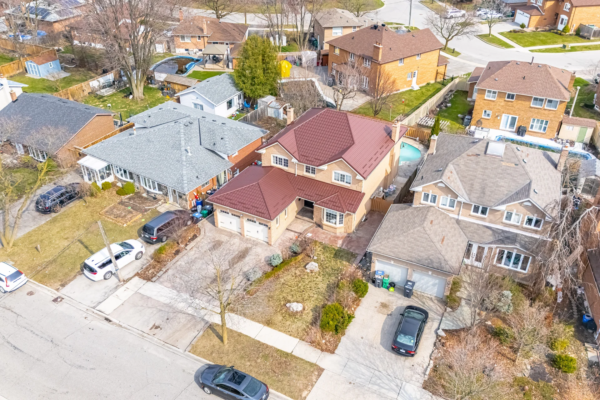 47 Burgby Avenue, Brampton - photo 4