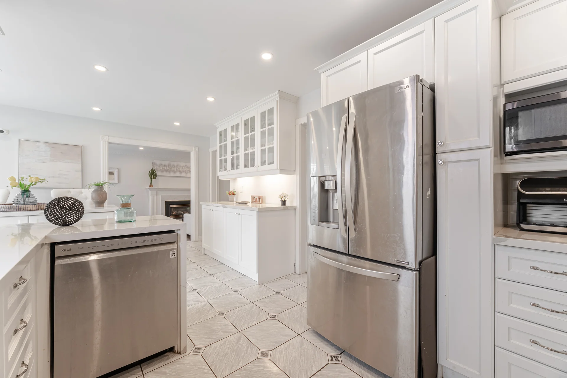 47 Burgby Avenue, Brampton - photo 32